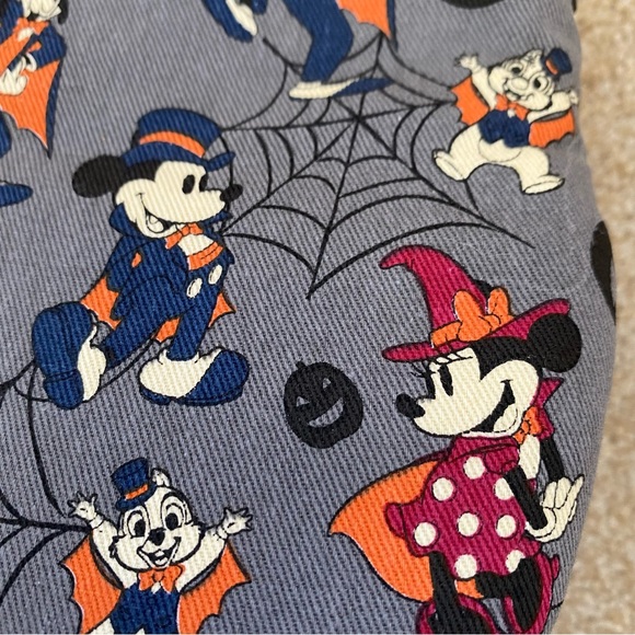 Disney Mickey Mouse Halloween Oven Mitts - Picture 5 of 5